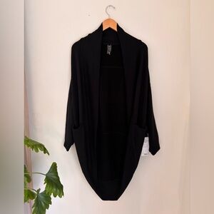 Athleta Women’s Black Cocoon Wrap Size S/M - NEW